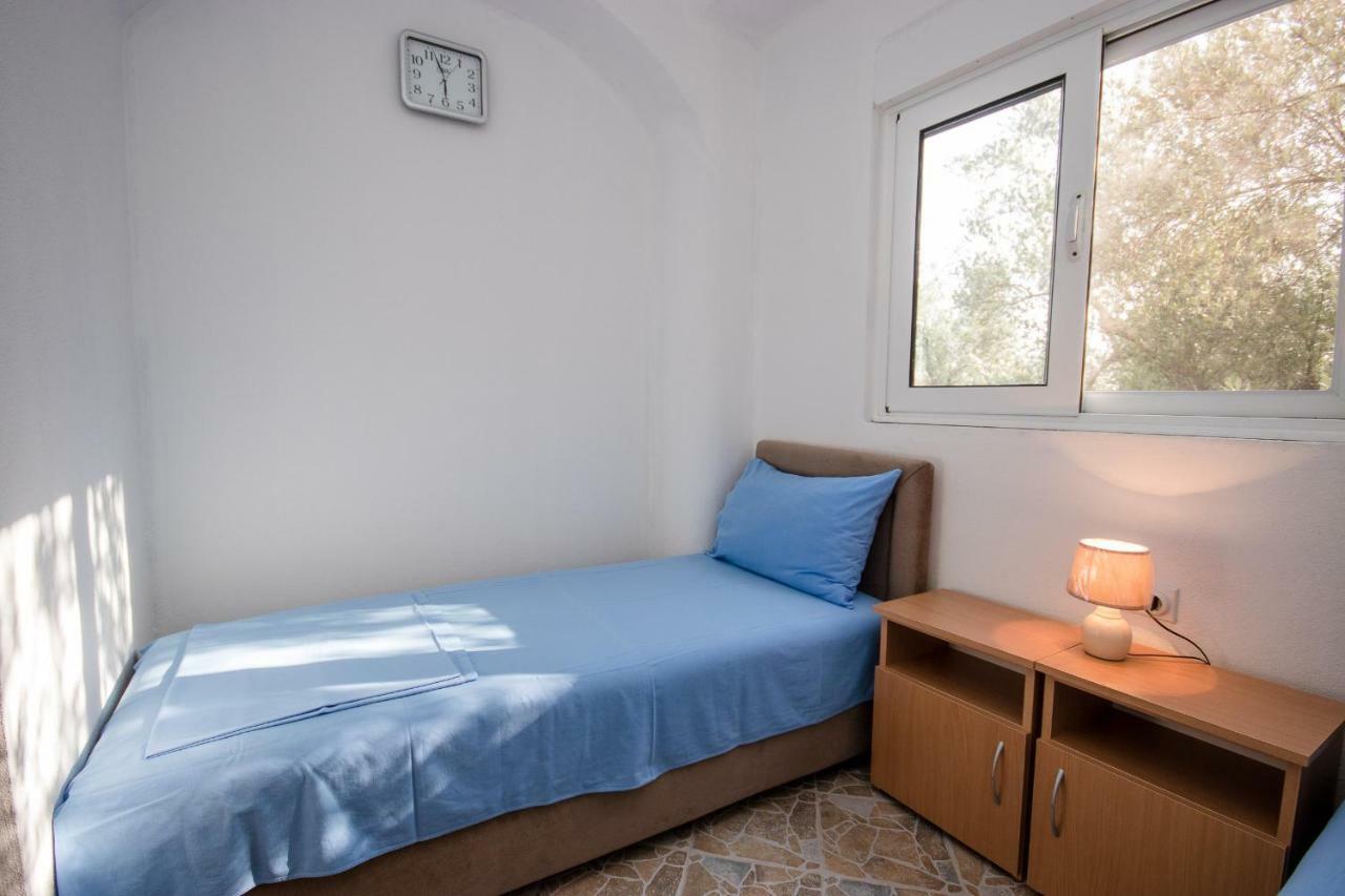 Apartments Duskic Utjeha Exterior photo